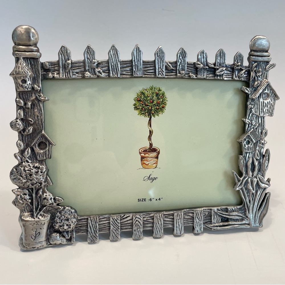 Vintage Pewter Picture Frame 4 x 6 Topiary Birdhouse Picket Fence Iris Table Top